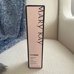 Mary Kay Timewise Replenishing Serum + C - Full Size 1.5 oz New in Box